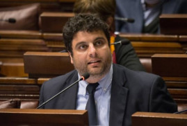 Uruguay Temsilciler Meclisi Başkan Yardımcısı olarak Ermeni kökenli bir milletvekili seçildi
