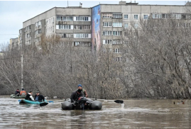 Rusya'da acil durum ilanı: 4 kişi öldü, en az 10 bin ev sular altında kaldı