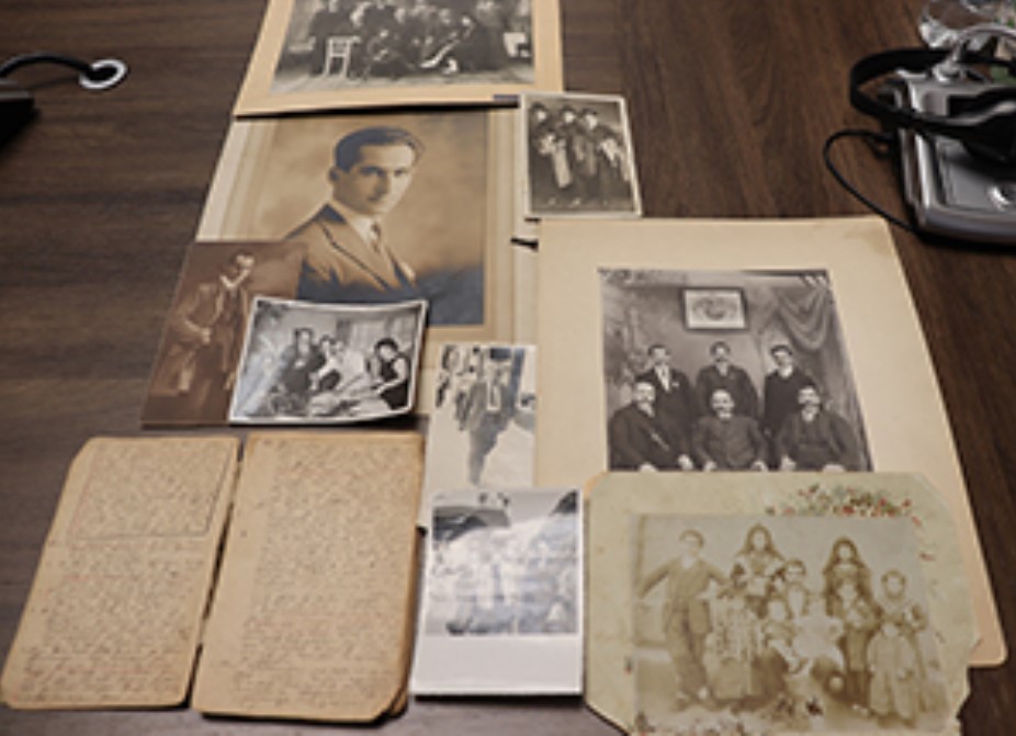 Soghomon Tehleryan'ın yakınları, Ermeni Soykırımı Müzesi'ne değerli eşyalar teslim etti