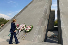 Samantha Power: “Ermeni Soykırımı sırasında ölenleri anıyoruz”