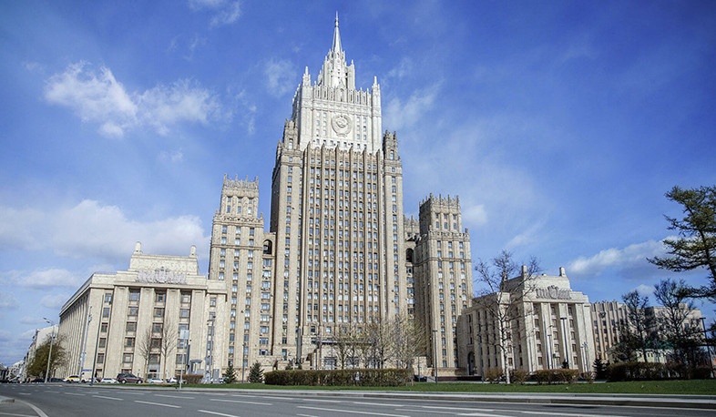 Rusya Dışişleri Bakanlığı: Rusya, Azerbaycan ve Ermenistan liderleri arasındaki üçlü anlaşmalar hala önemini koruyor