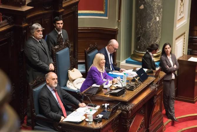 Uruguay Senatosu, 24 Nisan'ı Ermeni Soykırım Anma Günü olarak ilan eden önergeyi oybirliğiyle kabul etti