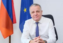 AB Büyükelçisi: AB, Ermenistan ile Azerbaycan arasındaki barış sürecini desteklemektedir