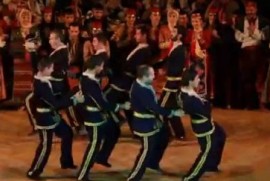 Şatakh Ermenilerinin asker dansı